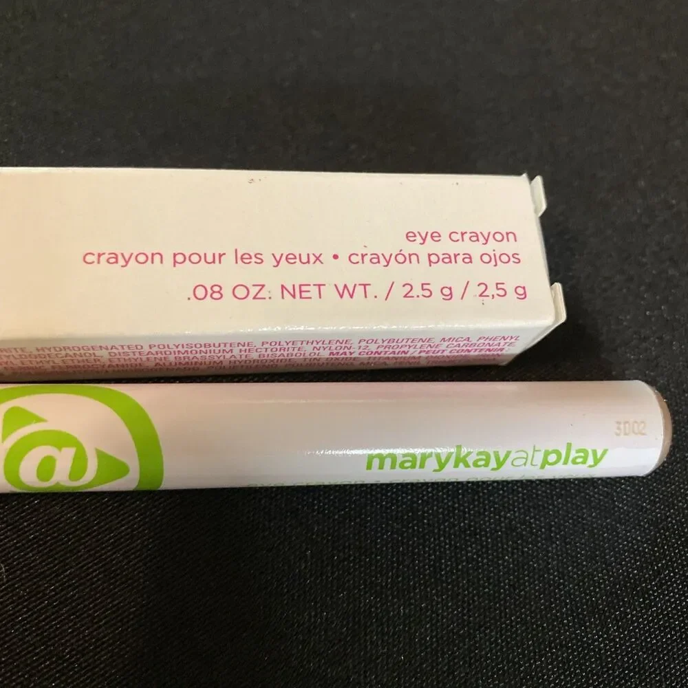 Eyeshadow mary kay